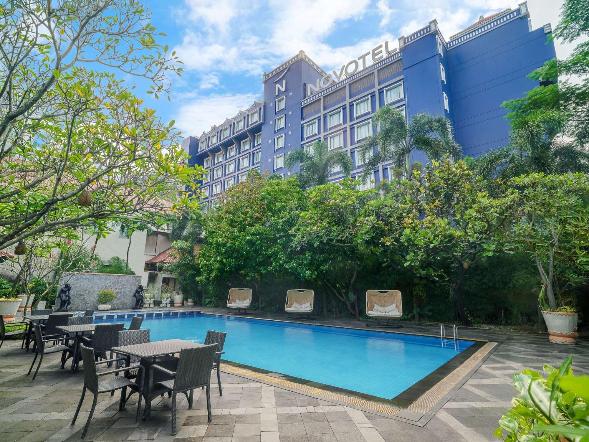 Novotel Solo Exterior photo
