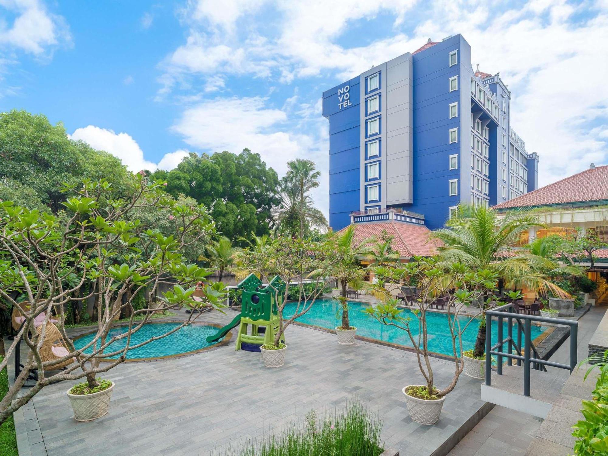 Novotel Solo Exterior photo